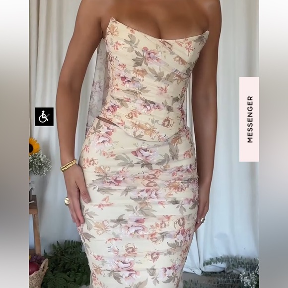 CASSIDY

HONEYFLOWER PRINT FLUTED HEM MAXI SKIRt and CORSET - Picture 4 of 7